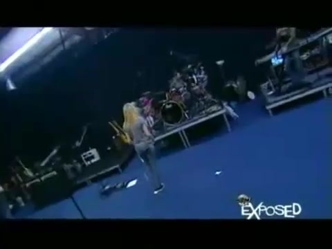 Avril Lavigne - Exposed (Documentary Part 1) 7810 - Avril - Lavigne - Exposed - Documentary - Part - 16