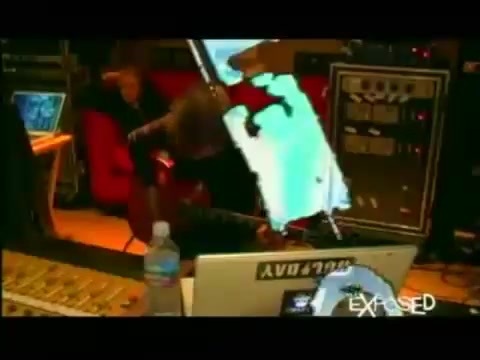 Avril Lavigne - Exposed (Documentary Part 1) 6875 - Avril - Lavigne - Exposed - Documentary - Part - 14
