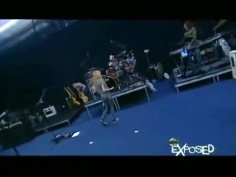 Avril Lavigne - Exposed (Documentary Part 1) 7836 - Avril - Lavigne - Exposed - Documentary - Part - 16