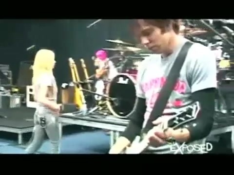 Avril Lavigne - Exposed (Documentary Part 1) 7853 - Avril - Lavigne - Exposed - Documentary - Part - 16