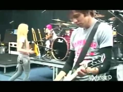 Avril Lavigne - Exposed (Documentary Part 1) 7855 - Avril - Lavigne - Exposed - Documentary - Part - 16