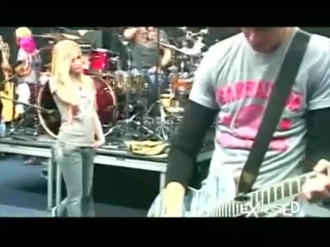 Avril Lavigne - Exposed (Documentary Part 1) 7884 - Avril - Lavigne - Exposed - Documentary - Part - 16
