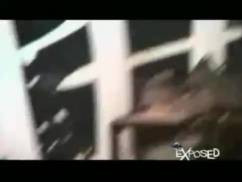 Avril Lavigne - Exposed (Documentary Part 1) 7903 - Avril - Lavigne - Exposed - Documentary - Part - 16