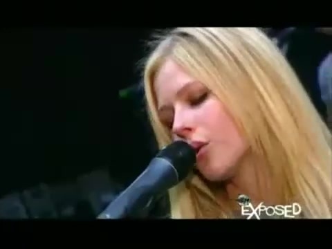 Avril Lavigne - Exposed (Documentary Part 1) 7437