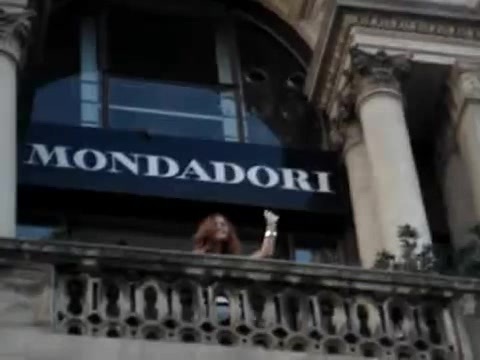 Demi Lovato in Milan 0002 - Demilush in Milan