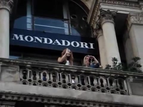 Demi Lovato in Milan 0572 - Demilush in Milan Part oo1