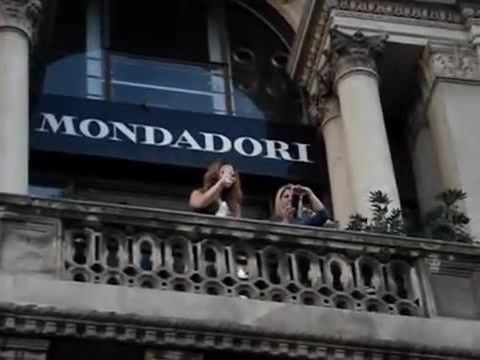 Demi Lovato in Milan 0578 - Demilush in Milan Part oo1