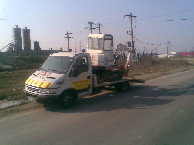 tractari auto; transport utilaje
