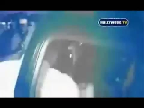 Avril Lavigne - Paparazzi (Various Footage Part 1) 1018 - 27 - years - of - Avril - oo3