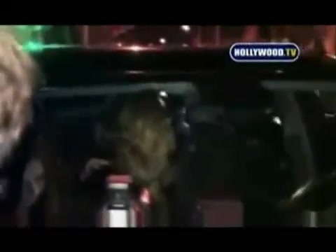 Avril Lavigne - Paparazzi (Various Footage Part 1) 1506 - 27 - years - of - Avril - oo4