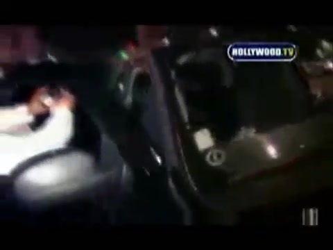 Avril Lavigne - Paparazzi (Various Footage Part 1) 1048