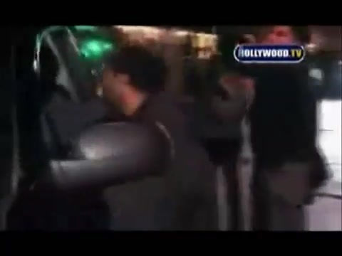 Avril Lavigne - Paparazzi (Various Footage Part 1) 1533