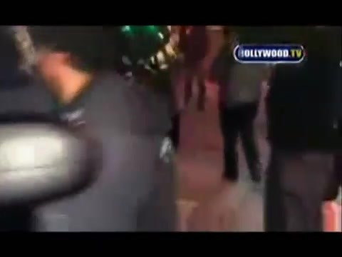 Avril Lavigne - Paparazzi (Various Footage Part 1) 1537 - 27 - years - of - Avril - oo4