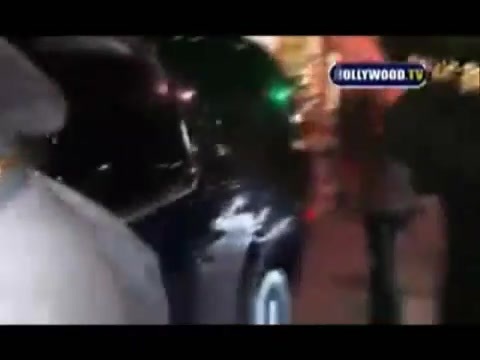 Avril Lavigne - Paparazzi (Various Footage Part 1) 1541 - 27 - years - of - Avril - oo4