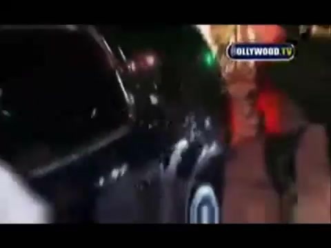 Avril Lavigne - Paparazzi (Various Footage Part 1) 1543 - 27 - years - of - Avril - oo4