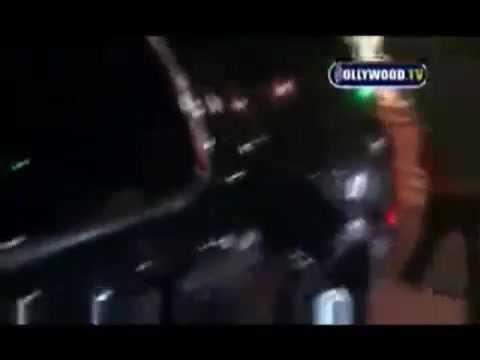 Avril Lavigne - Paparazzi (Various Footage Part 1) 1547 - 27 - years - of - Avril - oo4