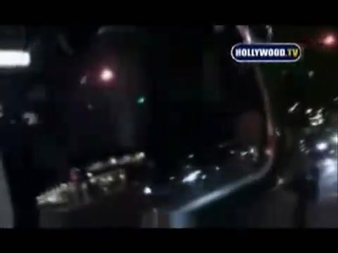 Avril Lavigne - Paparazzi (Various Footage Part 1) 1554 - 27 - years - of - Avril - oo4