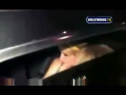 Avril Lavigne - Paparazzi (Various Footage Part 1) 1569 - 27 - years - of - Avril - oo4