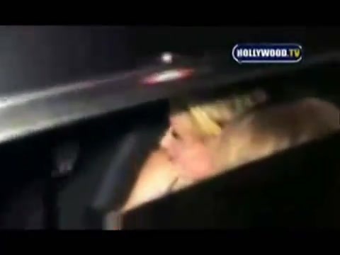 Avril Lavigne - Paparazzi (Various Footage Part 1) 1572 - 27 - years - of - Avril - oo4