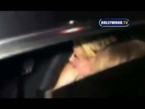 Avril Lavigne - Paparazzi (Various Footage Part 1) 1573 - 27 - years - of - Avril - oo4