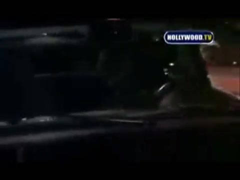 Avril Lavigne - Paparazzi (Various Footage Part 1) 1101 - 27 - years - of - Avril - oo3