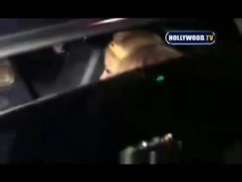Avril Lavigne - Paparazzi (Various Footage Part 1) 1593 - 27 - years - of - Avril - oo4