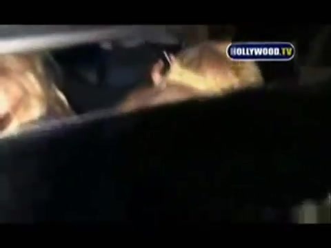 Avril Lavigne - Paparazzi (Various Footage Part 1) 1607 - 27 - years - of - Avril - oo4