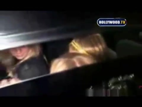 Avril Lavigne - Paparazzi (Various Footage Part 1) 1632