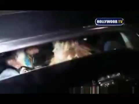 Avril Lavigne - Paparazzi (Various Footage Part 1) 1663