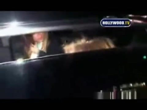 Avril Lavigne - Paparazzi (Various Footage Part 1) 1677