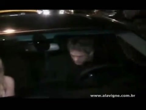Avril Lavigne - Paparazzi (Various Footage Part 1) 2159