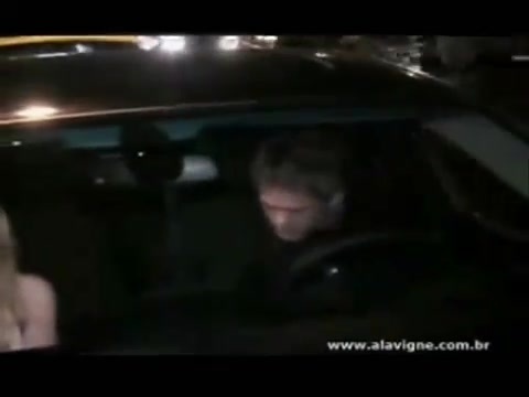 Avril Lavigne - Paparazzi (Various Footage Part 1) 2160