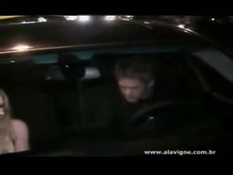 Avril Lavigne - Paparazzi (Various Footage Part 1) 2163