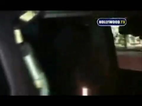 Avril Lavigne - Paparazzi (Various Footage Part 1) 1211 - 27 - years - of - Avril - oo3