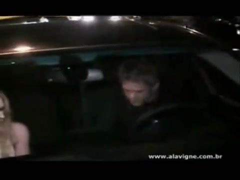 Avril Lavigne - Paparazzi (Various Footage Part 1) 2164