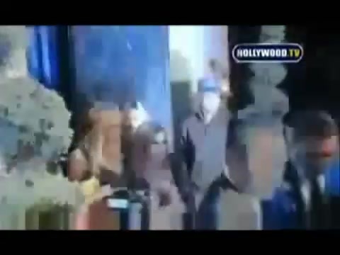 Avril Lavigne - Paparazzi (Various Footage Part 1) 1273