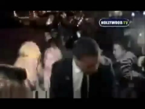 Avril Lavigne - Paparazzi (Various Footage Part 1) 1333