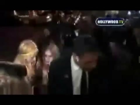 Avril Lavigne - Paparazzi (Various Footage Part 1) 1334