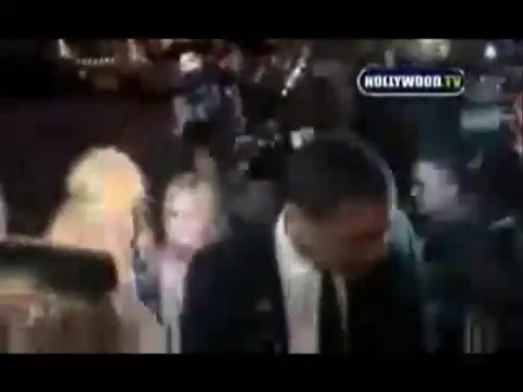 Avril Lavigne - Paparazzi (Various Footage Part 1) 1335