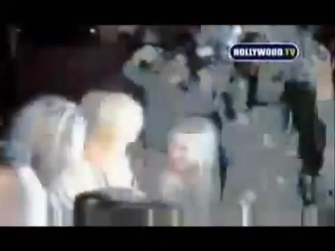 Avril Lavigne - Paparazzi (Various Footage Part 1) 1349 - 27 - years - of - Avril - oo3