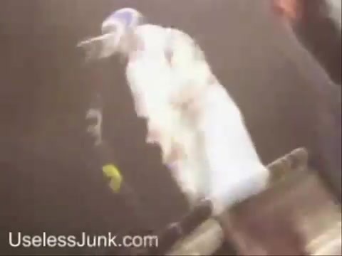 Avril Lavigne - Paparazzi (Various Footage Part 1) 2819