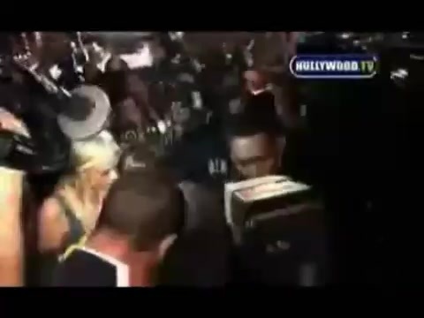 Avril Lavigne - Paparazzi (Various Footage Part 1) 1415 - 27 - years - of - Avril - oo3