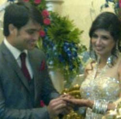 385796_274592552577467_232159613487428_702316_1444134172_n - Pyaar Kii Ye Ek Kahaani