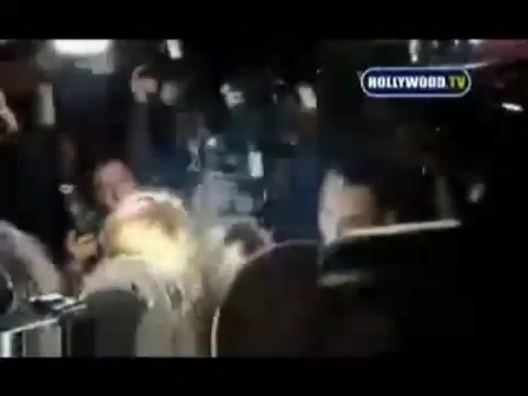 Avril Lavigne - Paparazzi (Various Footage Part 1) 1434 - 27 - years - of - Avril - oo3