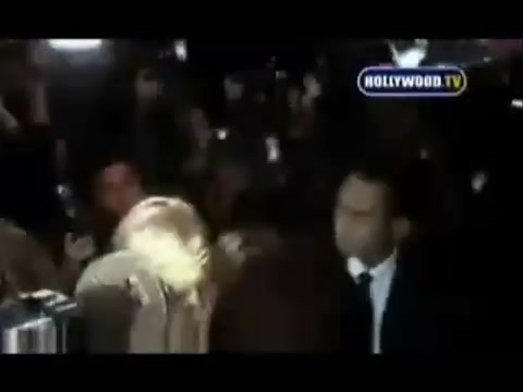 Avril Lavigne - Paparazzi (Various Footage Part 1) 1436 - 27 - years - of - Avril - oo3