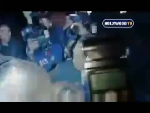 Avril Lavigne - Paparazzi (Various Footage Part 1) 1445 - 27 - years - of - Avril - oo3