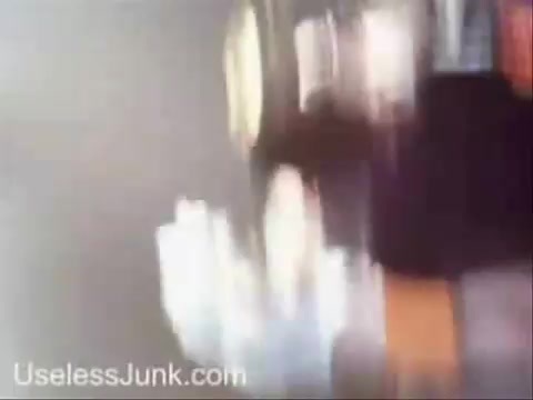 Avril Lavigne - Paparazzi (Various Footage Part 1) 3554