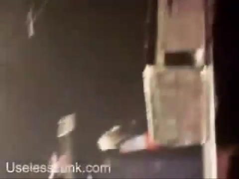 Avril Lavigne - Paparazzi (Various Footage Part 1) 3588