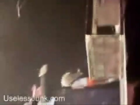 Avril Lavigne - Paparazzi (Various Footage Part 1) 3589