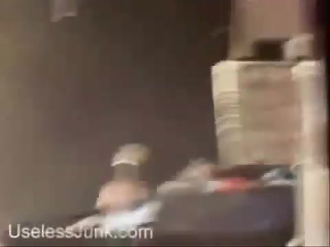 Avril Lavigne - Paparazzi (Various Footage Part 1) 3591